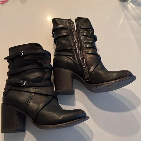 Freebird Baker boots - Picture 2 of 7